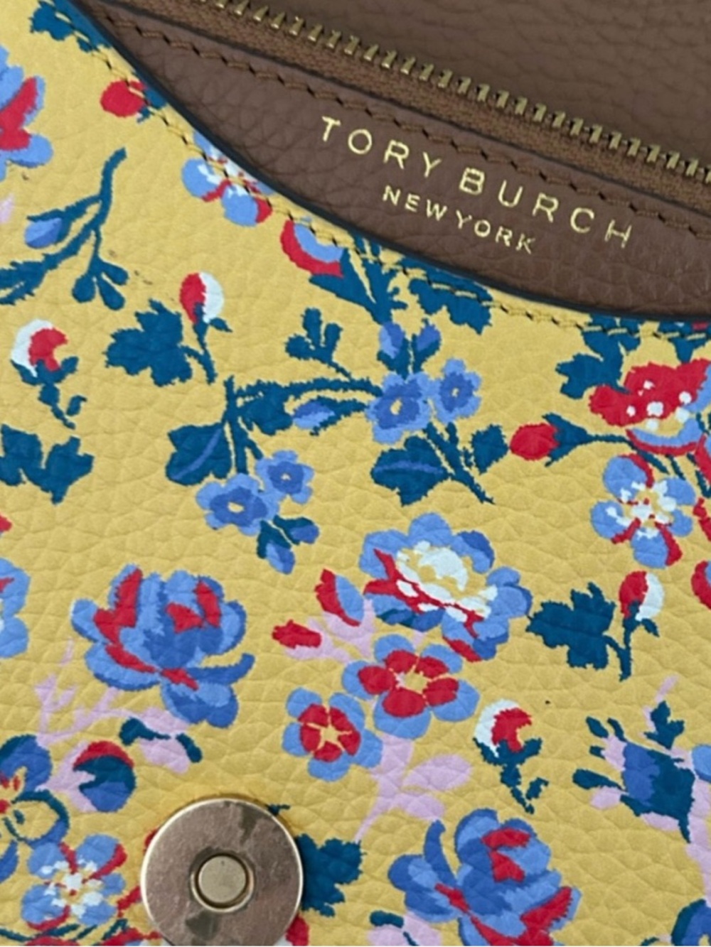 TORY BURCH Britten Crossbody Wallet Crossbody Printed, Liberty Floral - LIKE NEW - Picture 8 of 12